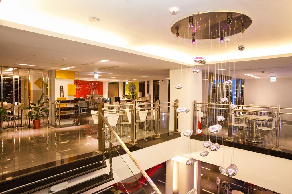 Hotel Hi - Xinmin Τσιάγι Εξωτερικό φωτογραφία
