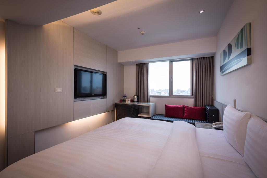 Hotel Hi - Xinmin Τσιάγι Εξωτερικό φωτογραφία