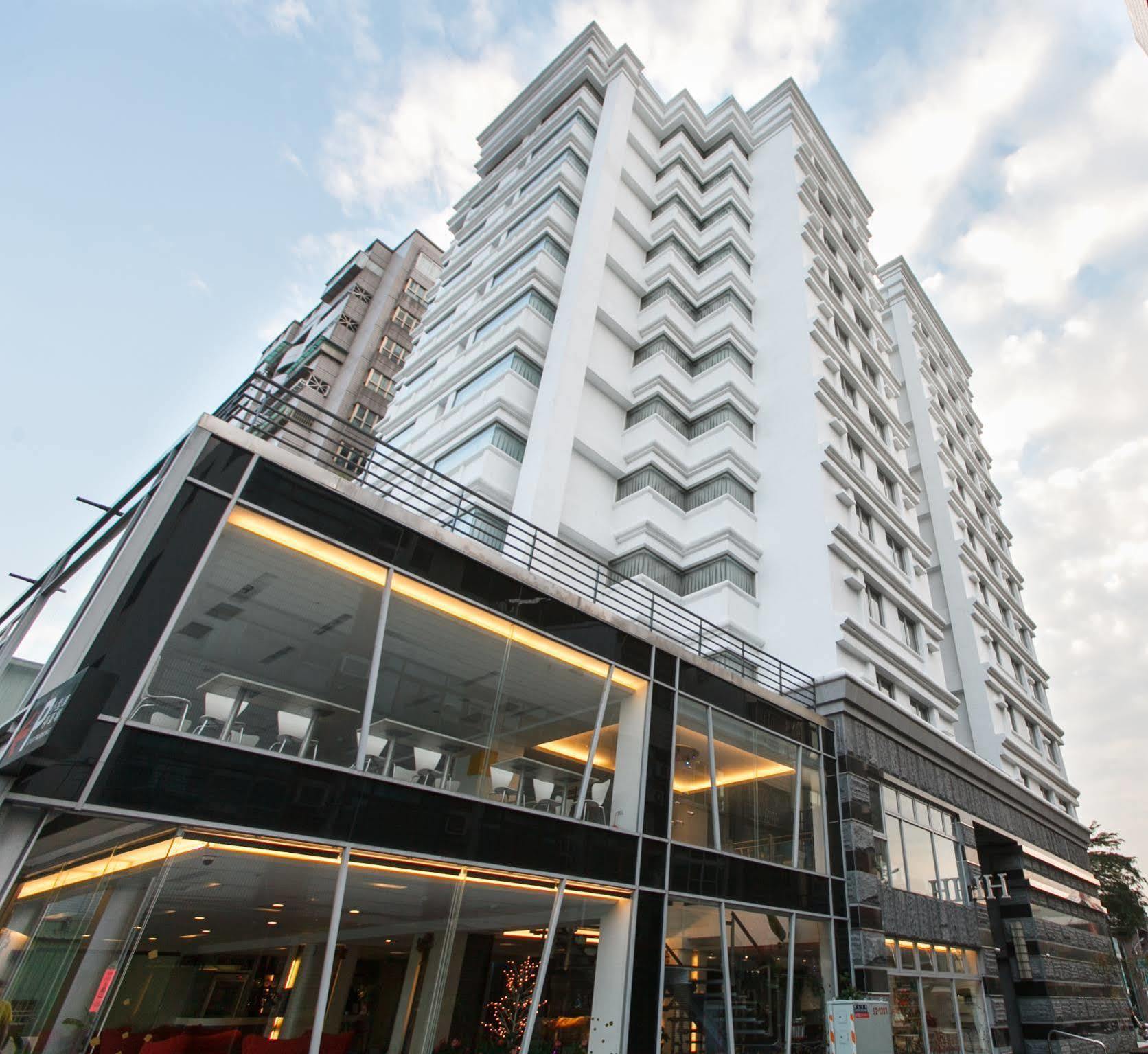 Hotel Hi - Xinmin Τσιάγι Εξωτερικό φωτογραφία