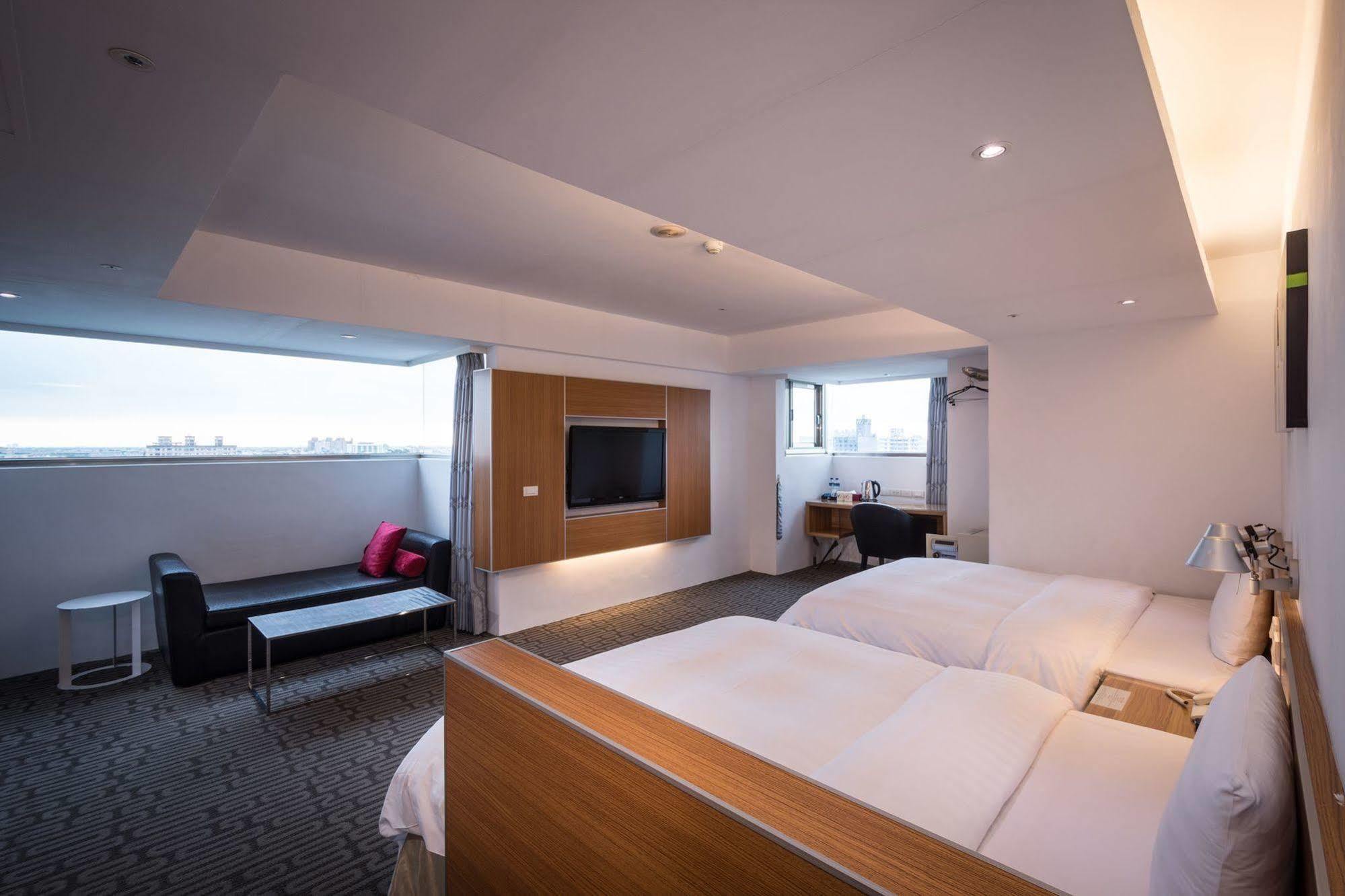 Hotel Hi - Xinmin Τσιάγι Εξωτερικό φωτογραφία