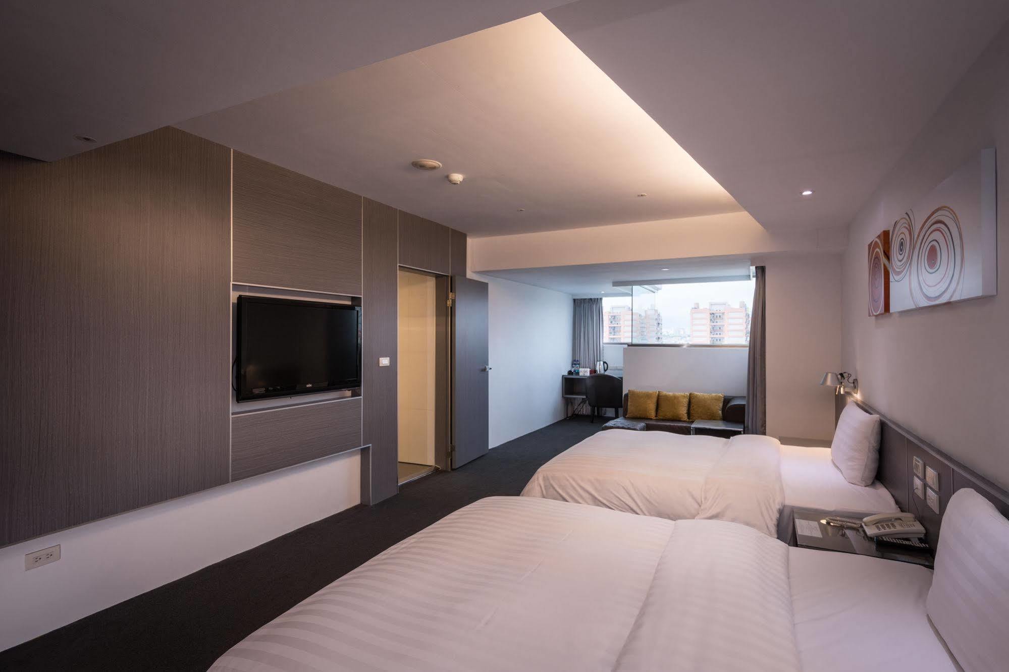 Hotel Hi - Xinmin Τσιάγι Εξωτερικό φωτογραφία
